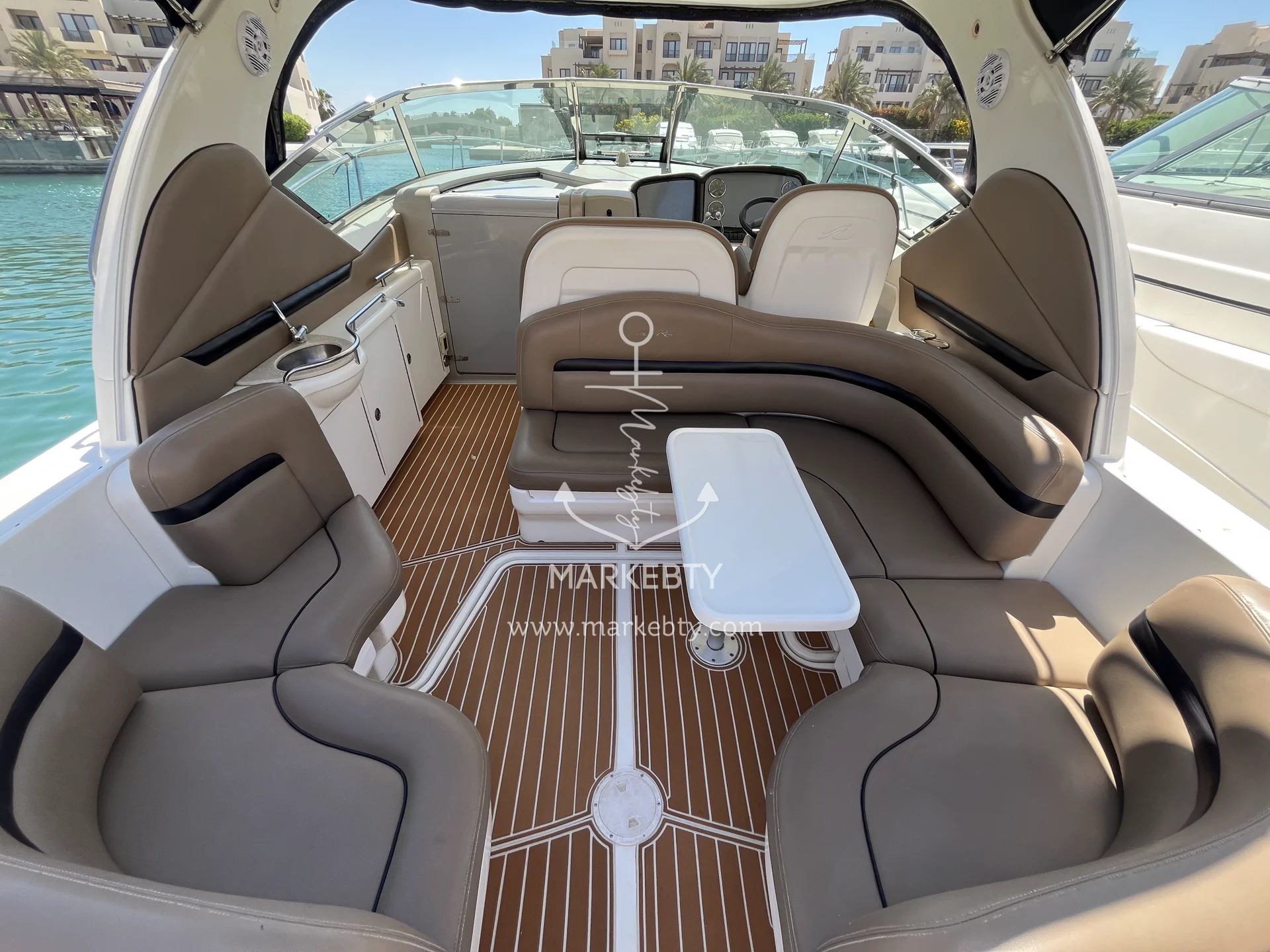 Sea Ray Sundancer 395