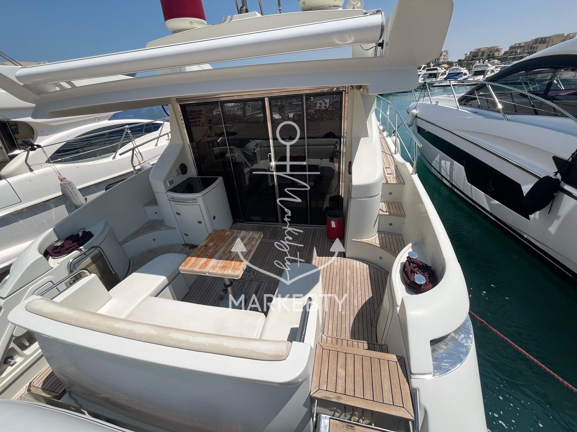 Azimut 43S