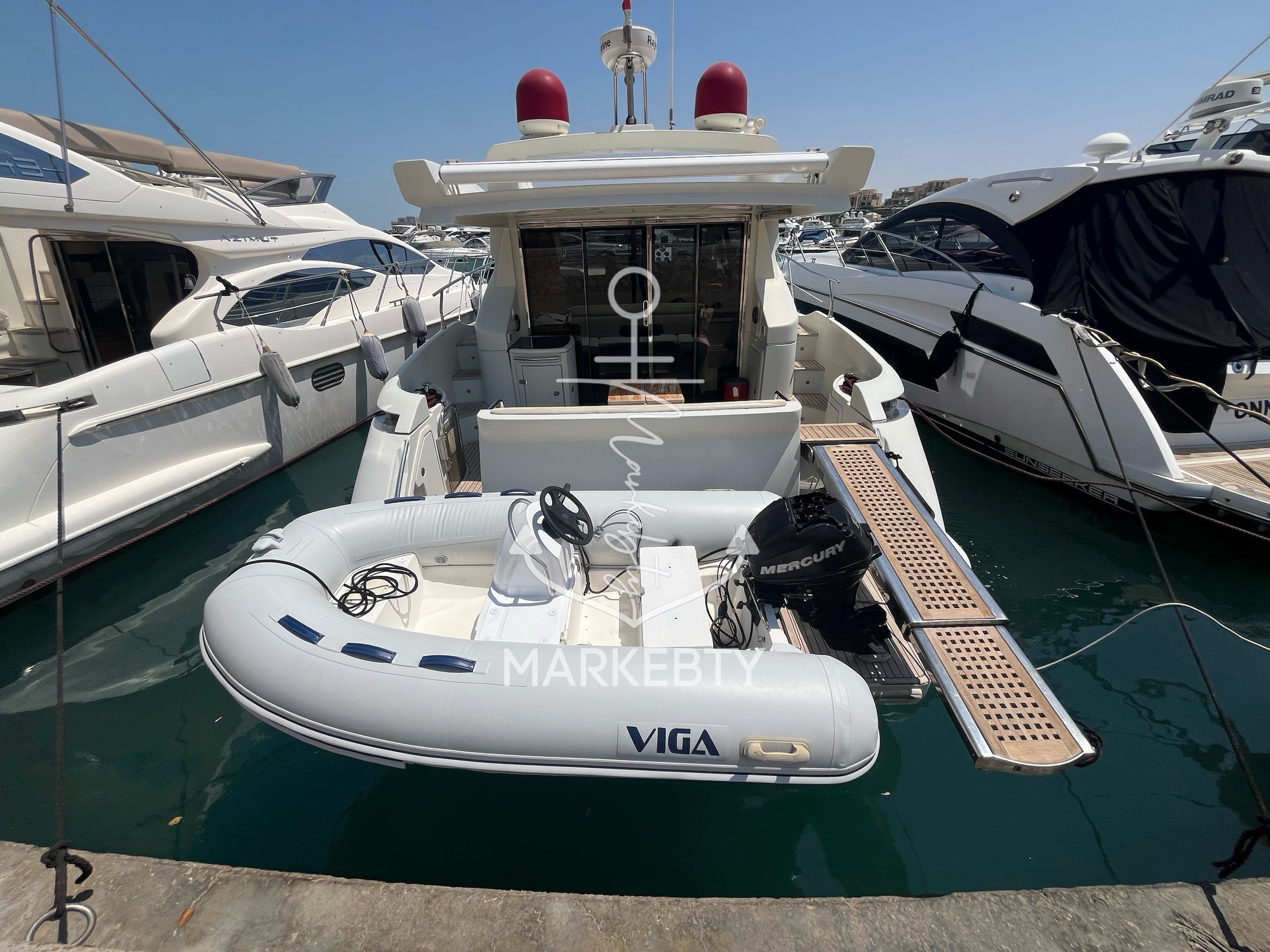Azimut 43S