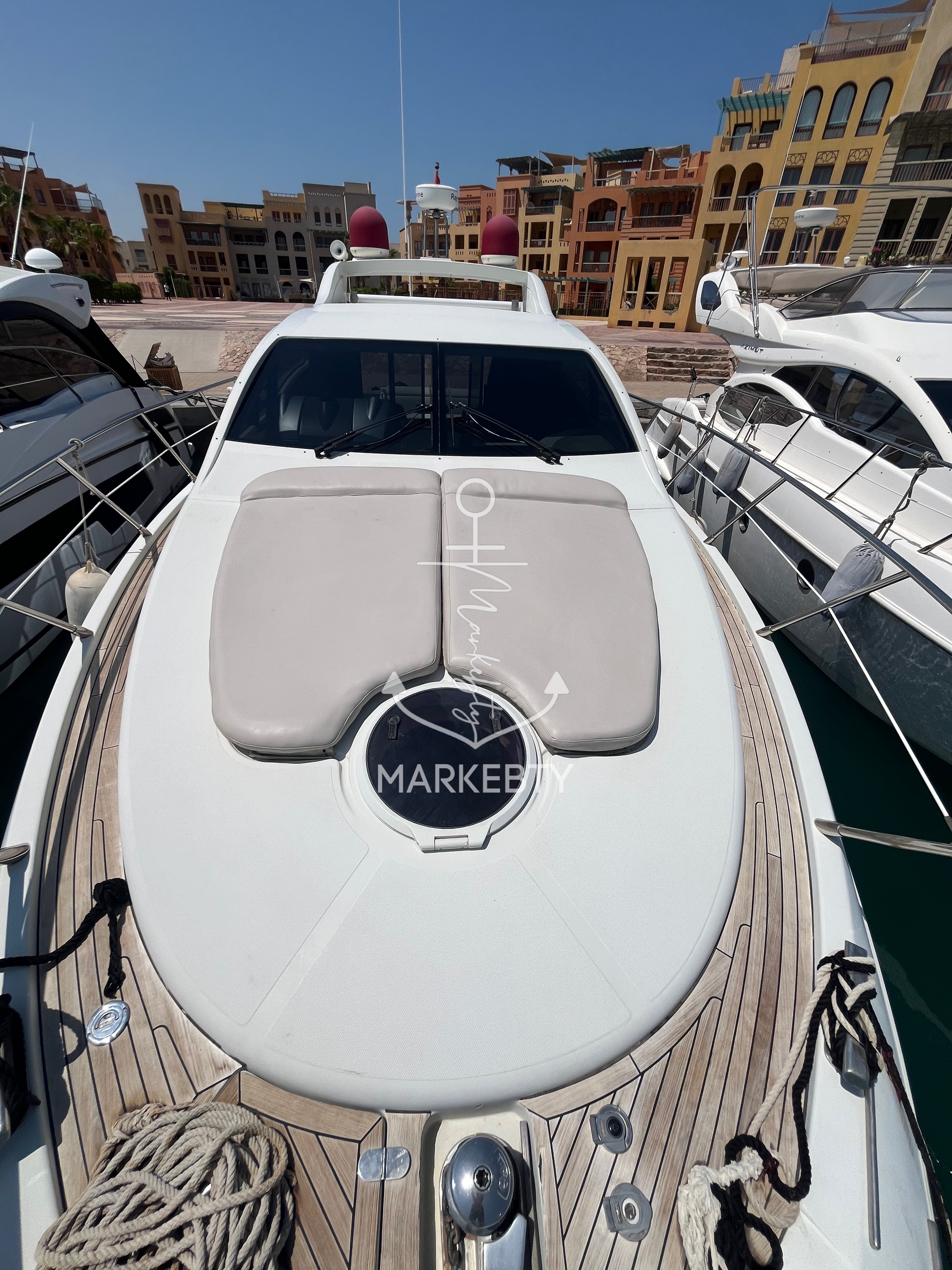 Azimut 43S