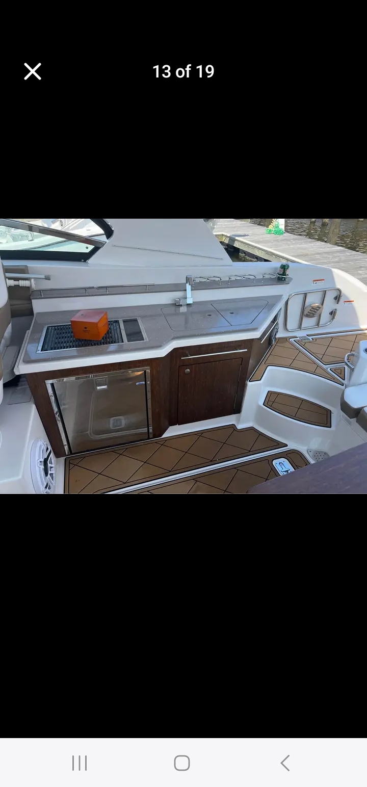 Four Winns H350